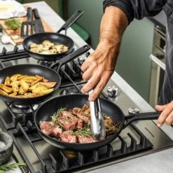 KitchenAid Classic Forged Koekenpannenset 20+24+28cm 18 KitchenAid Classic Forged Koekenpannenset 20+24+28cm -Tefal Winkel 1959803